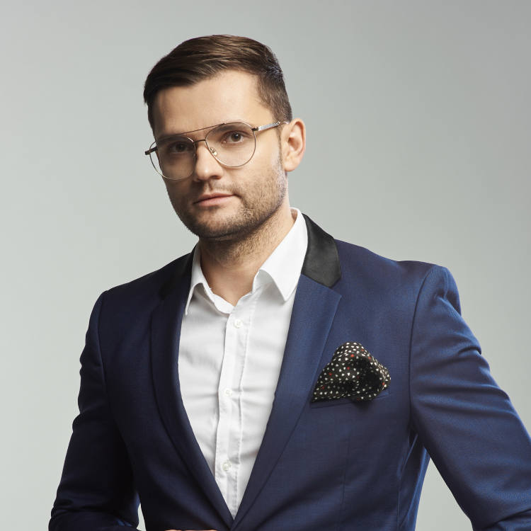 adwokat senior associate Wojciech Koksztys